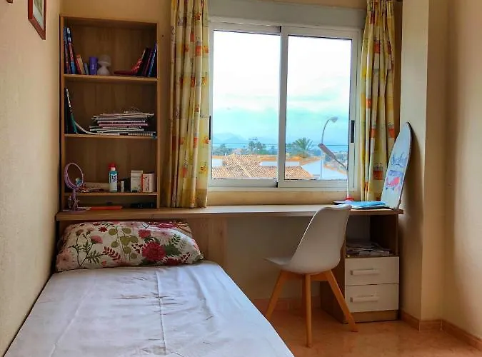 Apartment Rosaleda 1 *