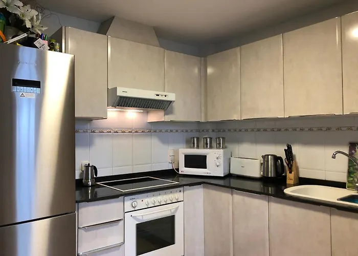 Apartment Rosaleda 1 *