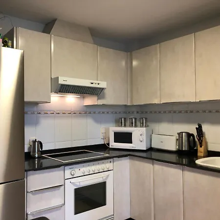 דירה Rosaleda 1 *