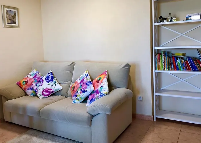 Rosaleda 1 דירה דניה